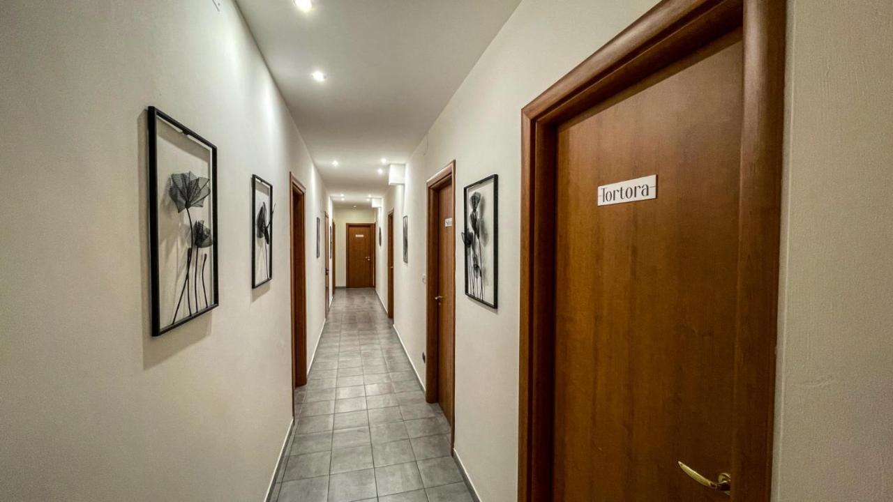 Cinquestanze Hotel โกเซนซา ภายนอก รูปภาพ